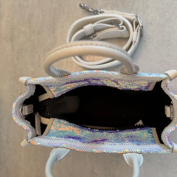 Marc Jacob’s sequin mini the tote - Picture 8 of 8